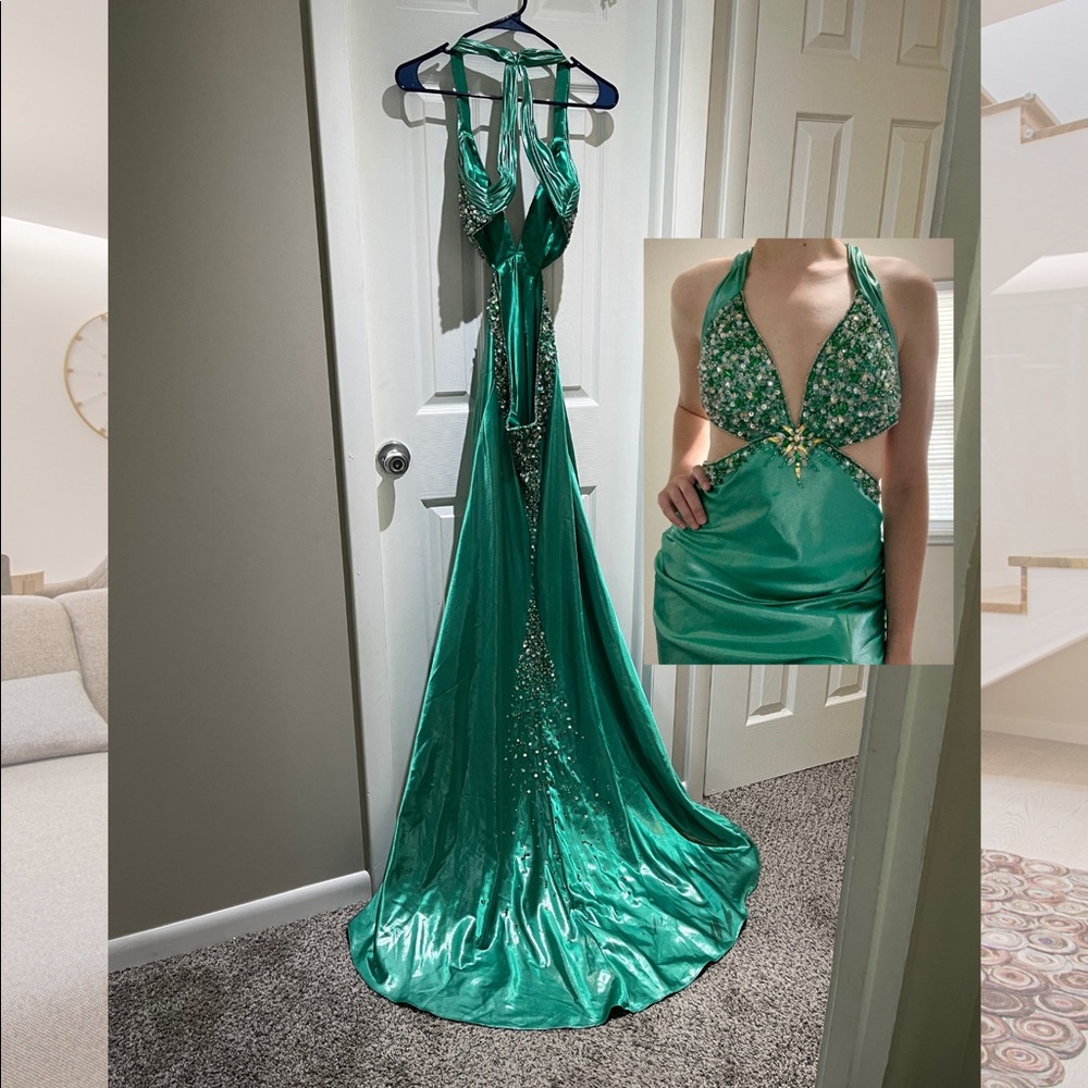 Ponoply Size 4 Formal Designer Pageant Prom Dress Floor Length Woman’s Halter